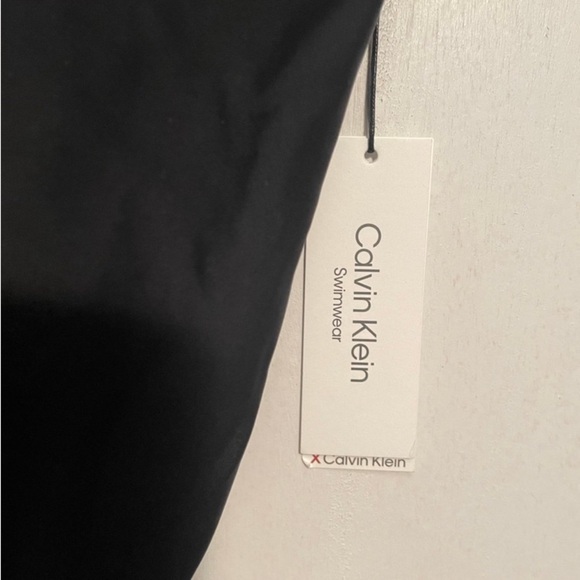 Calvin Klein Women's Classic Over The Shoulder One Piece Swimsuit NWT size M - Picture 6 of 8